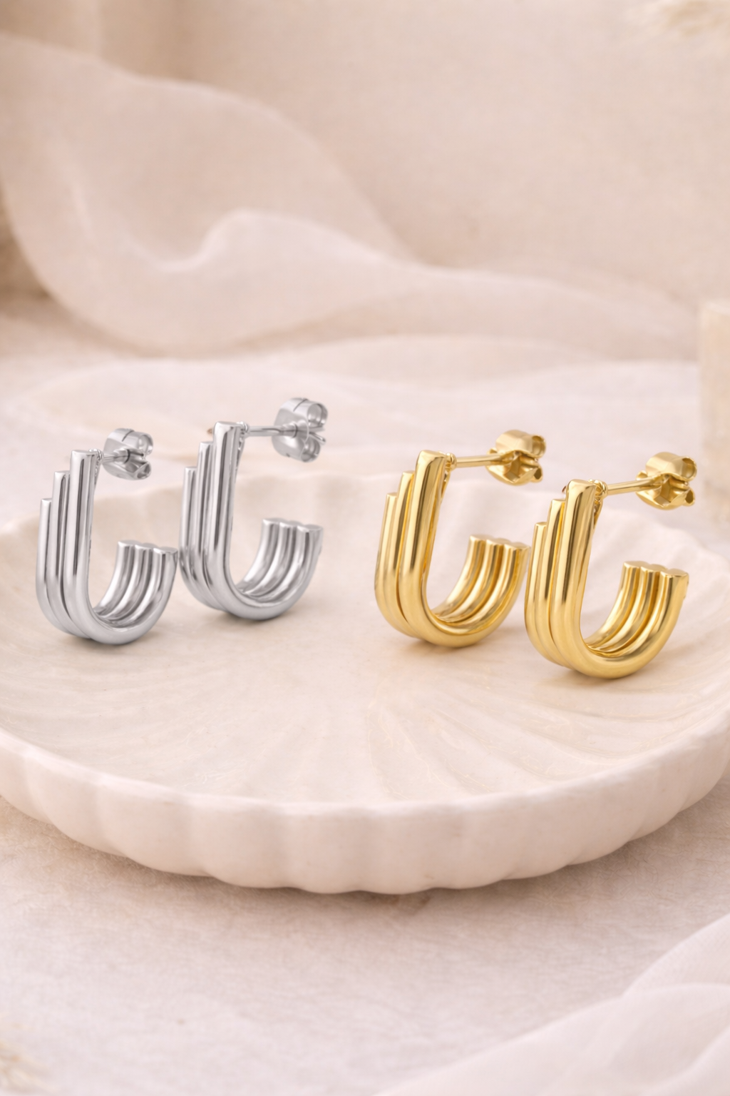 Claudia Ribbed Earrings