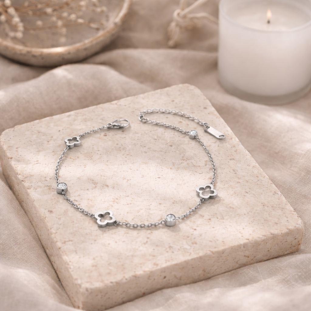 Amara Clover Bracelet